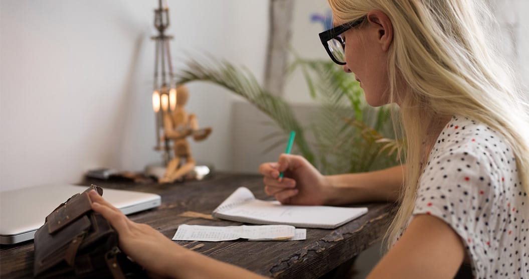 5-good-financial-habits-to-build